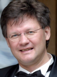 Rechtsanwalt Michael Staudenmayer, Stuttgart gelistet bei McAdvo, dem Europaportal für Rechtsanwälte
