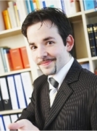 Rechtsanwalt Dipl.-Jur. Oliver W. Engel, Emmerthal gelistet bei McAdvo, dem Europaportal für Rechtsanwälte