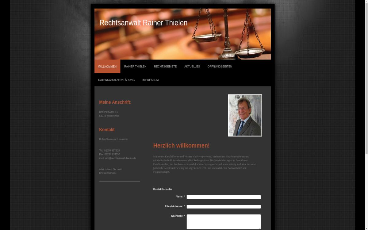 https://www.rechts­anwalt-thielen.de