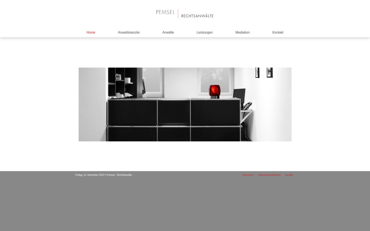 https://www.rechts­anwalt-hersbruck.de