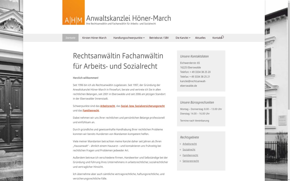 https://www.rechts­anwalt-eberswalde.de