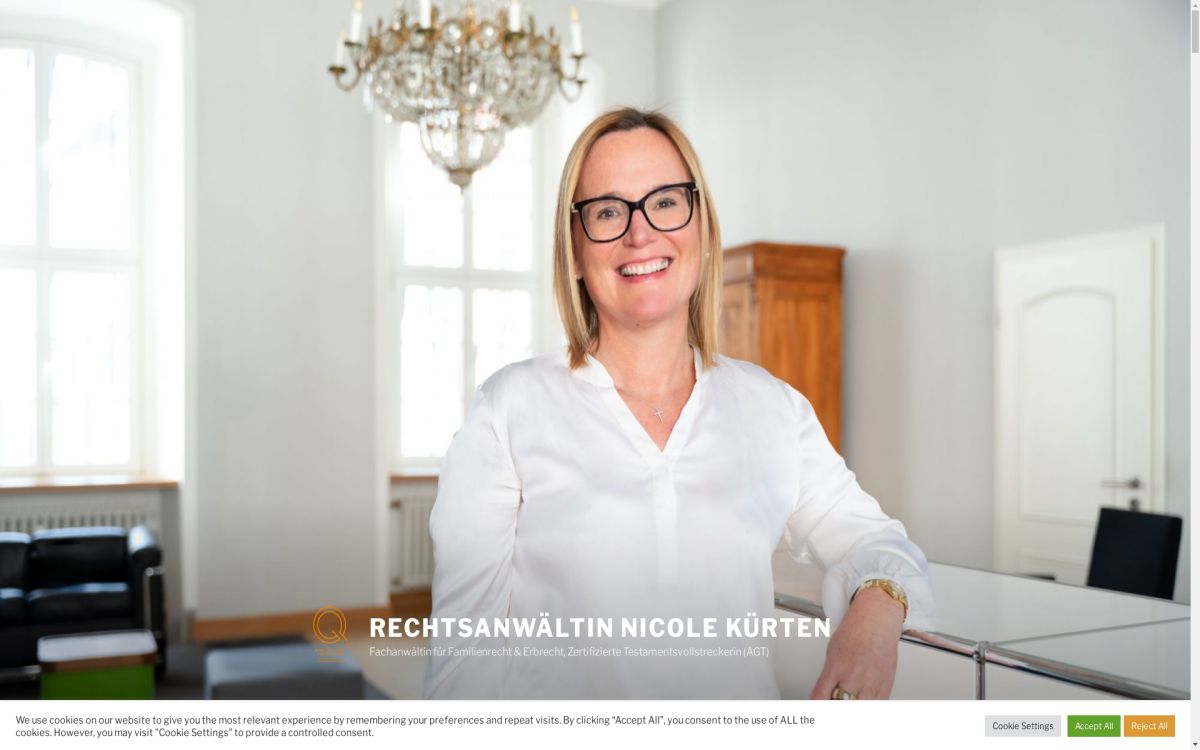 https://www.nicole­kuerten.de