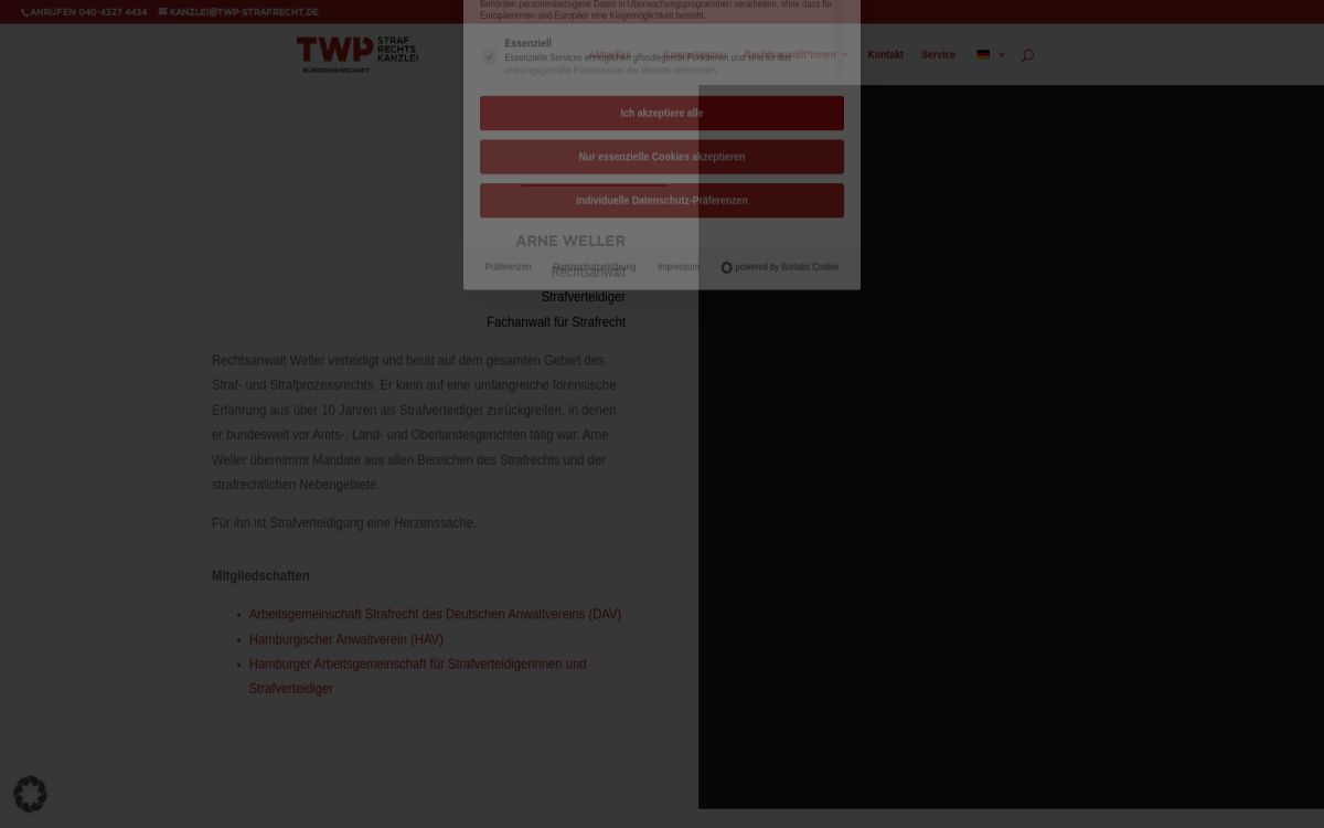 https://www.rechts­anwalt-weller.net
